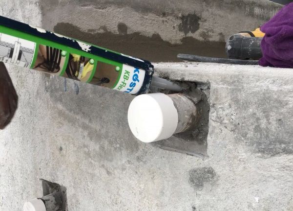 KÖSTER KB FLEX 200 - SELLADOR PARA FUGA ACTIVA EN TUBERIAS Y CABLE